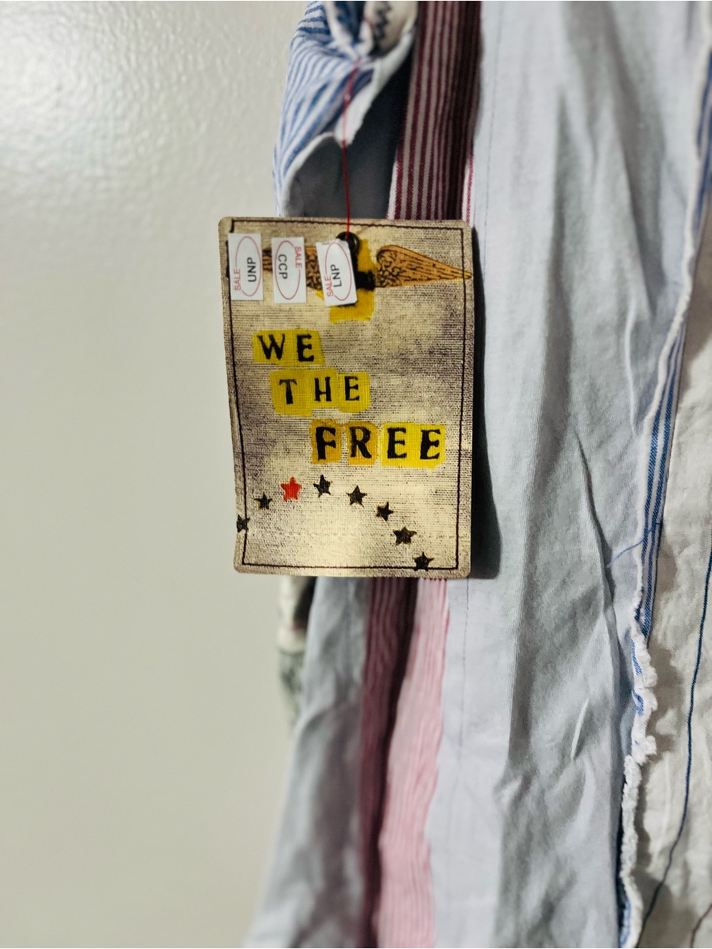 WE THE FREE TANK SZ L - Picture 5 of 9